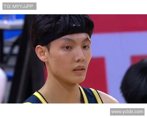 9中3！广东队顶薪球员体现令人绝望，球迷：分点薪酬给徐杰吧